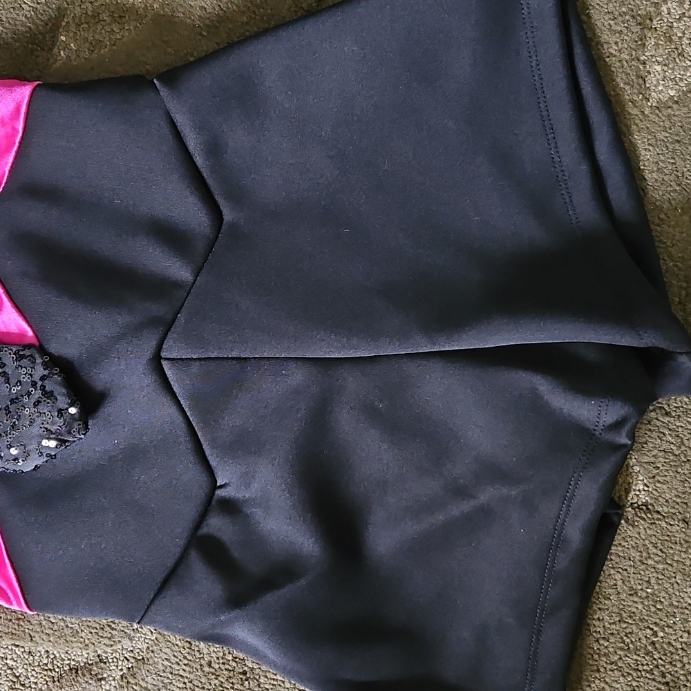 Weissman Fuchsia and Black Dance Costume with Sequin Tie Medium CHILD - Picture 3 of 8
